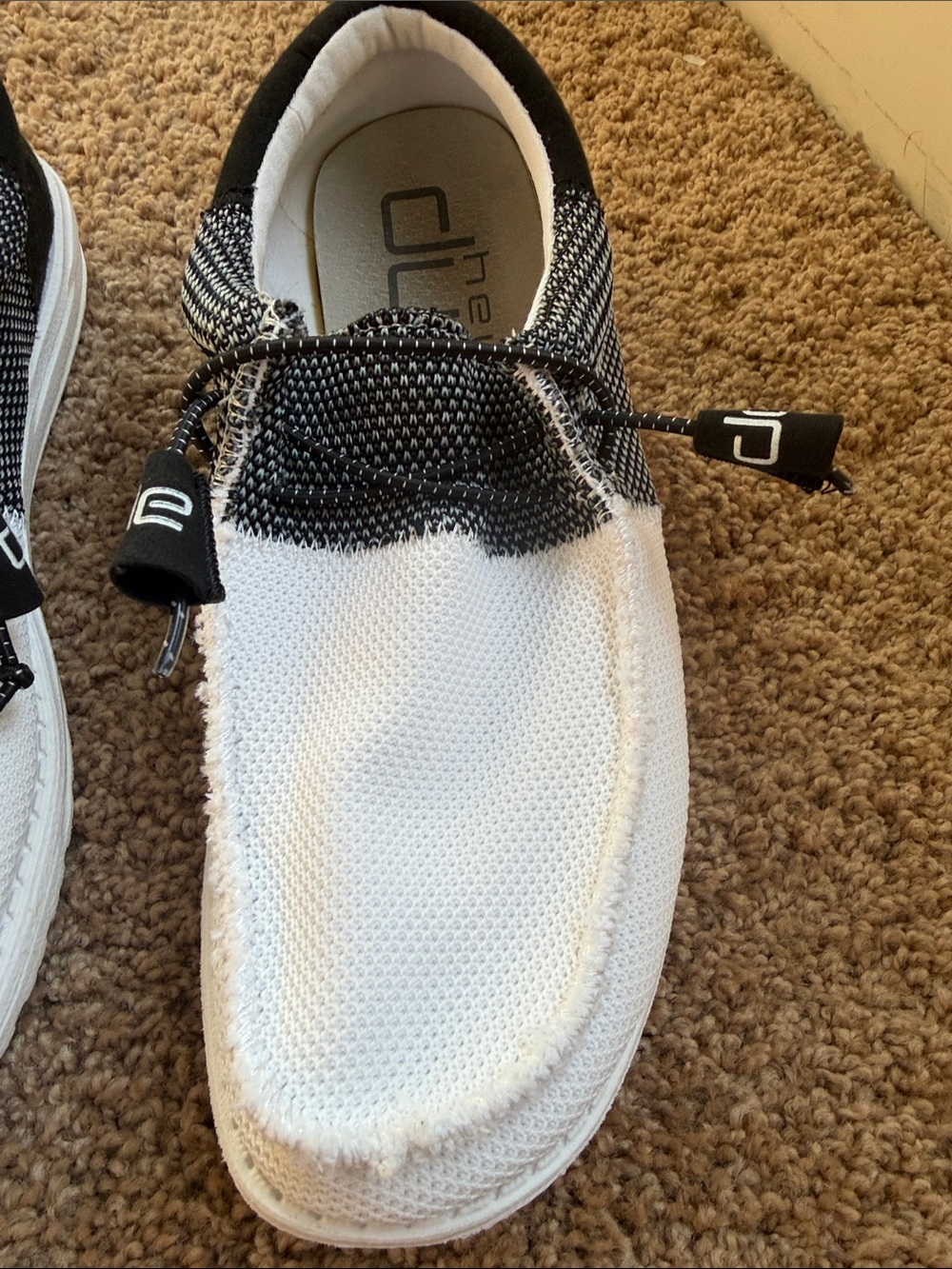 Hey Dude Wally Sox Funk Black Ice White and Black Wally Boat Shoes Size 7 - Picture 2 of 11